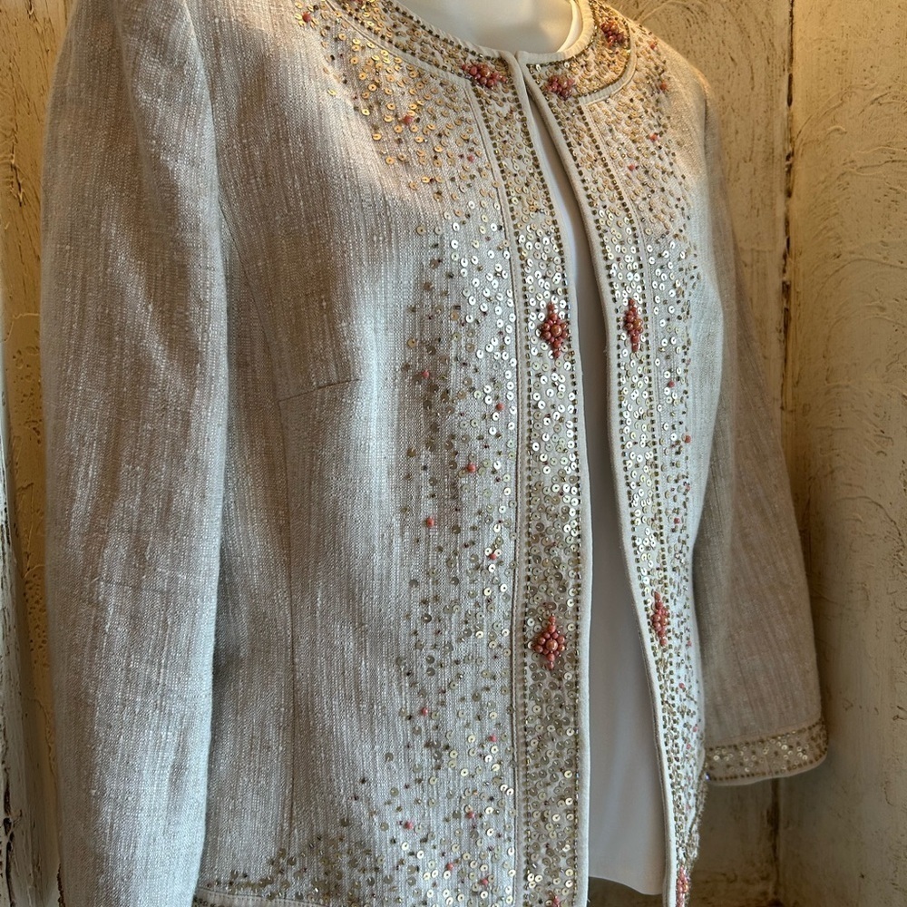 Ann Taylor Cream Blazer with Embellished Detailing Career Wear - Picture 4 of 9